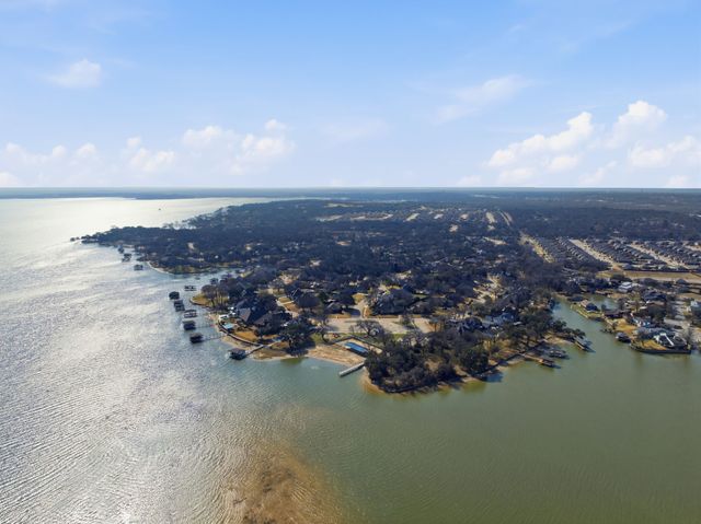 1509 Sea Breeze Lane, Azle, TX 76020