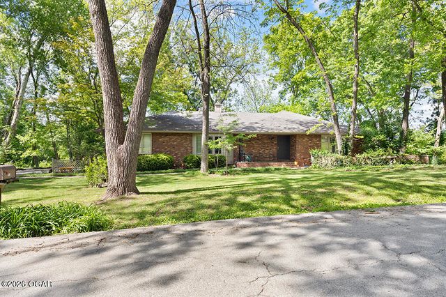 2615 E Melbourne Road, Springfield, MO 65804