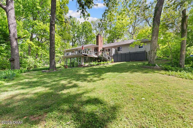 2615 E Melbourne Road, Springfield, MO 65804