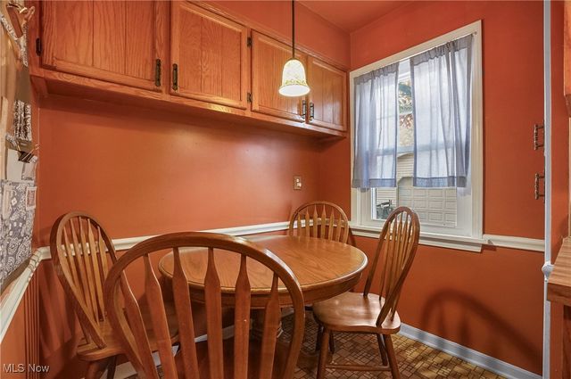 2474 16th Street, Cuyahoga Falls, OH 44223