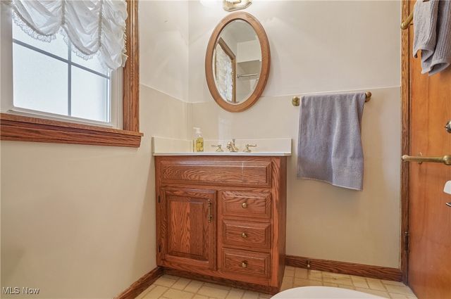 2474 16th Street, Cuyahoga Falls, OH 44223