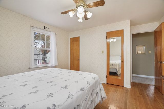 2474 16th Street, Cuyahoga Falls, OH 44223