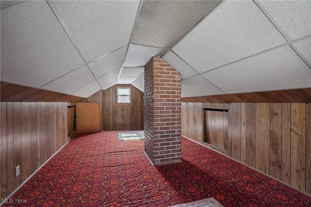 2474 16th Street, Cuyahoga Falls, OH 44223