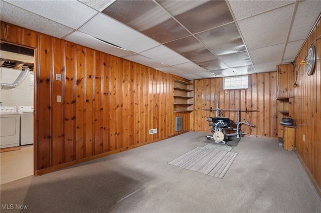 2474 16th Street, Cuyahoga Falls, OH 44223