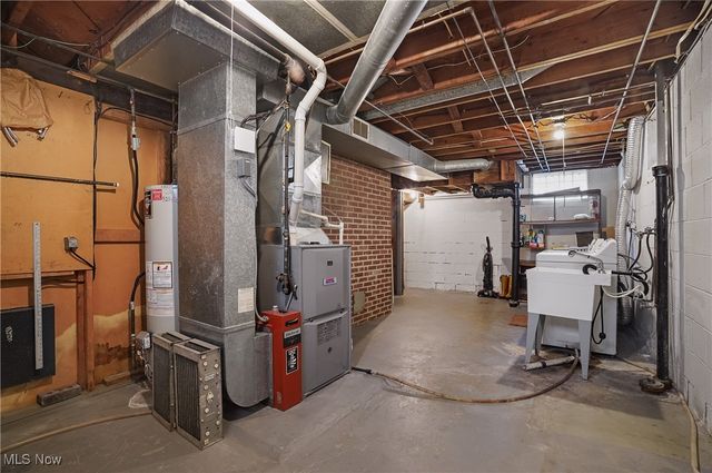 2474 16th Street, Cuyahoga Falls, OH 44223