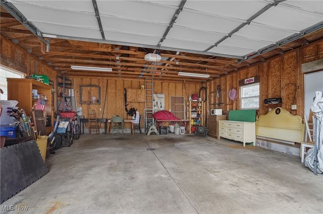 2474 16th Street, Cuyahoga Falls, OH 44223