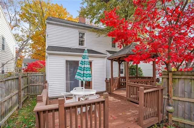 2474 16th Street, Cuyahoga Falls, OH 44223