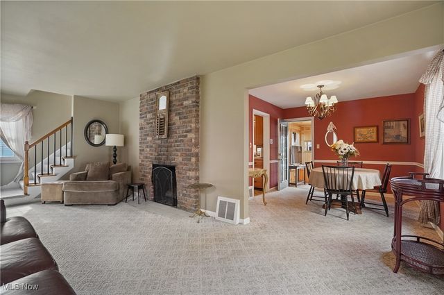 2474 16th Street, Cuyahoga Falls, OH 44223