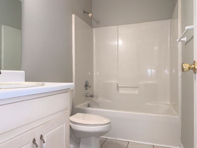 150 Paces Landing Way, Newnan, GA 30263