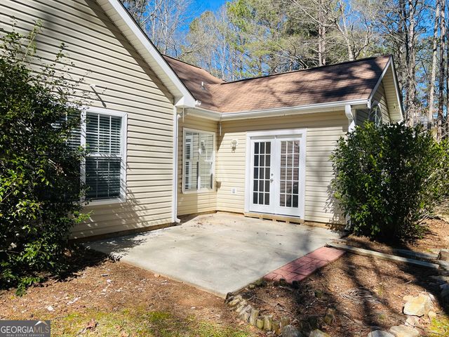 150 Paces Landing Way, Newnan, GA 30263