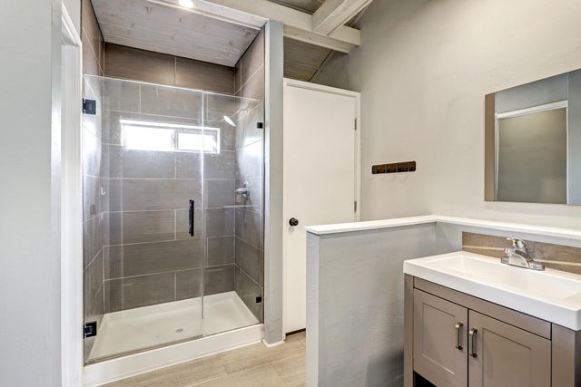 316 Washington Street NE, Albuquerque, NM 87108