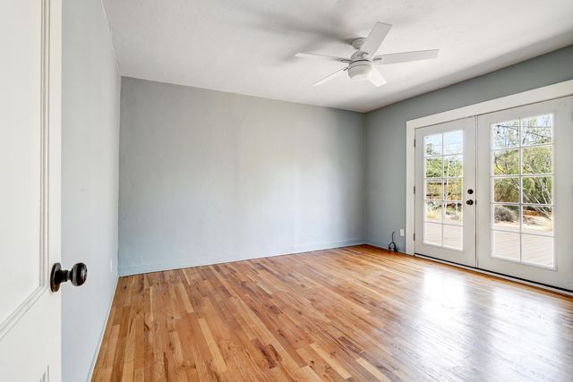 316 Washington Street NE, Albuquerque, NM 87108