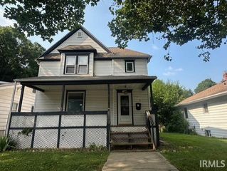726 W Lexington Avenue, Elkhart, IN 46514