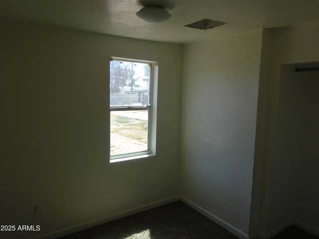 7148 N 48TH Avenue, Glendale, AZ 85301