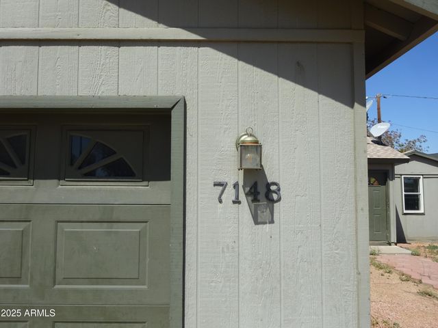 7148 N 48TH Avenue, Glendale, AZ 85301