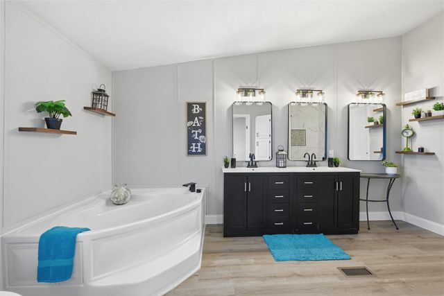 111 Jody Lane, Azle, TX 76020