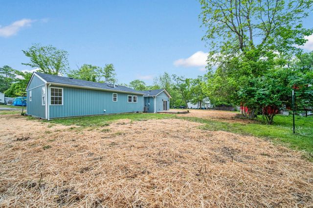13404 Maple Road NE, Thornville, OH 43076