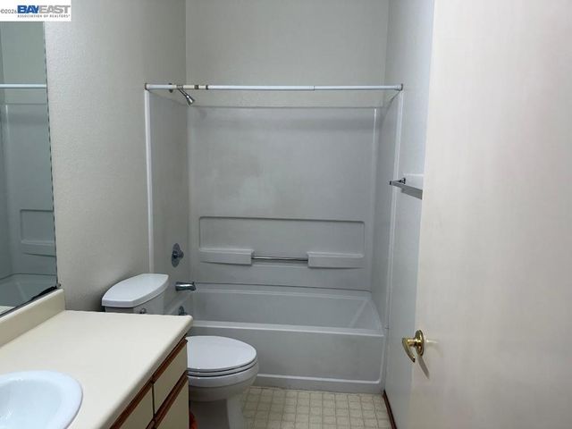 25850 Kay Ave, Hayward, CA 94545