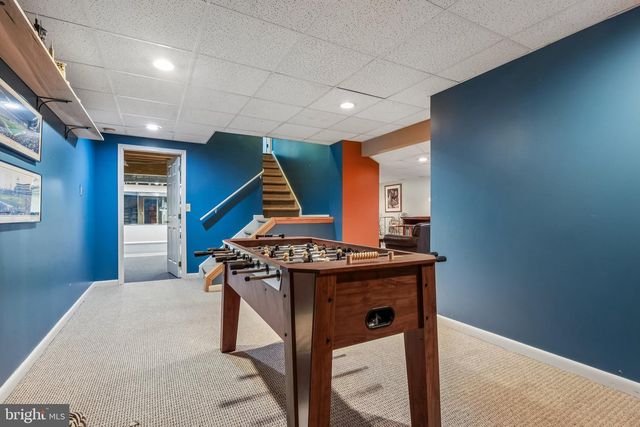 1 WOODMONT CT, Mantua, NJ 08051