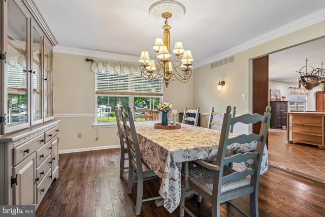1 WOODMONT CT, Mantua, NJ 08051