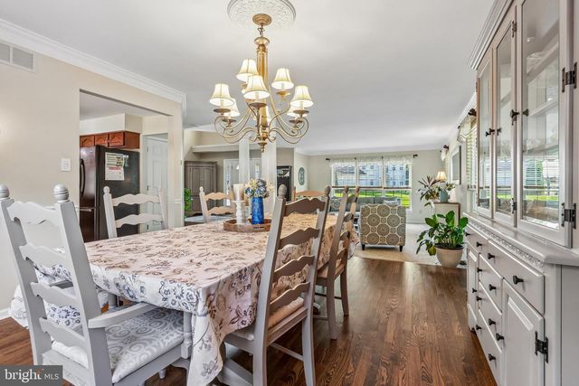 1 WOODMONT CT, Mantua, NJ 08051