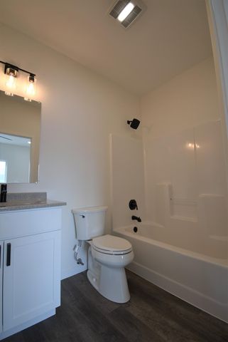 602 Lincoln Street SE, Warroad, MN 56763