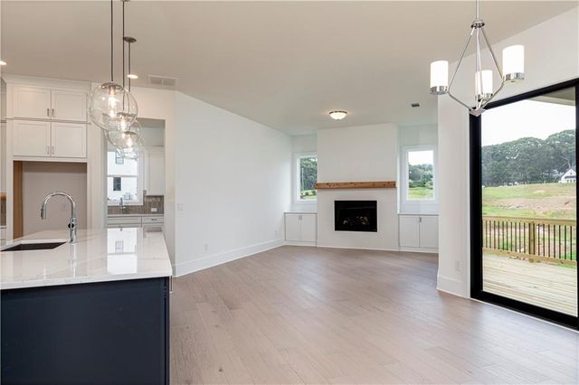 1885 Emberstone Circle, Lawrenceville, GA 30043