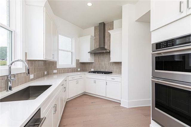1885 Emberstone Circle, Lawrenceville, GA 30043