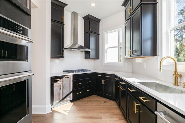 1885 Emberstone Circle, Lawrenceville, GA 30043