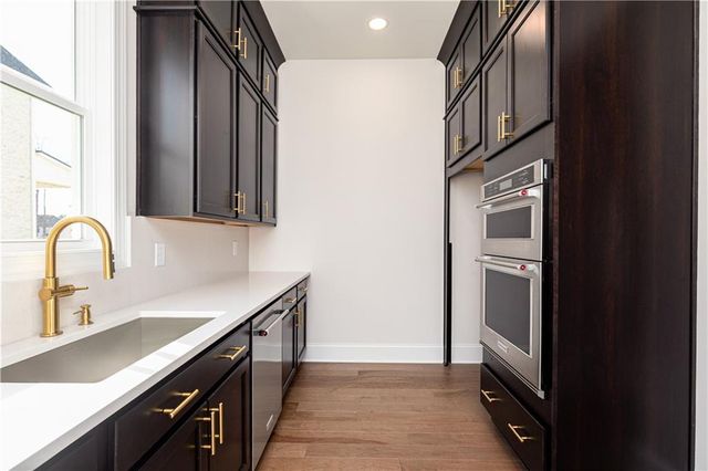 1885 Emberstone Circle, Lawrenceville, GA 30043