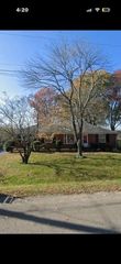 246 Bonnalynn Dr, Hermitage, TN 37076