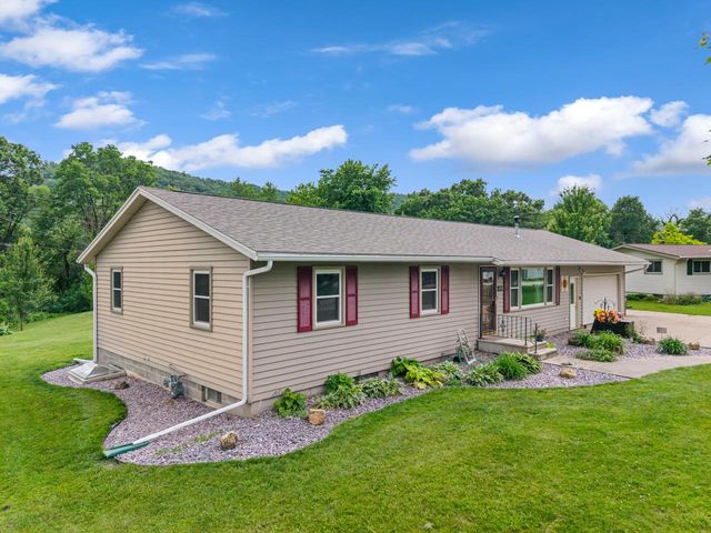 1497 Claudia AVENUE, La Crescent, MN 55947