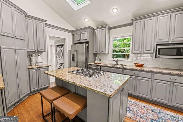905 Homewood Court, Decatur, GA 30033