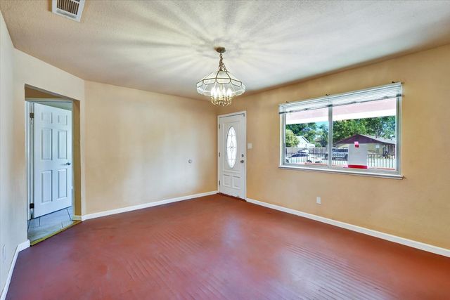 3620 24th Ave, Sacramento, CA 95820