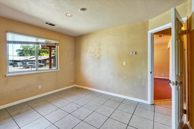 3620 24th Ave, Sacramento, CA 95820