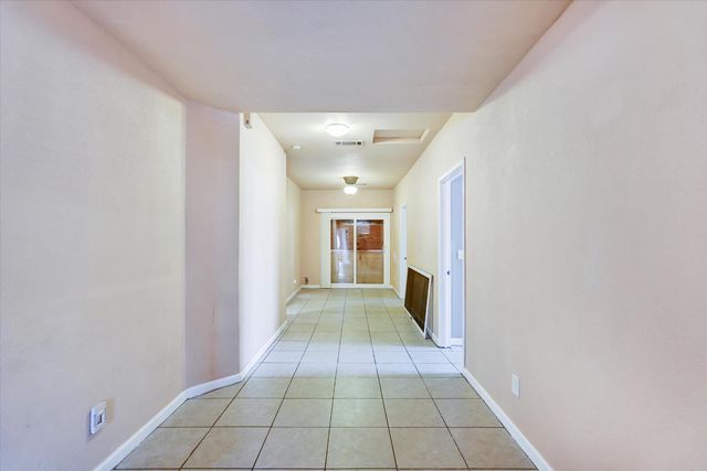 3620 24th Ave, Sacramento, CA 95820