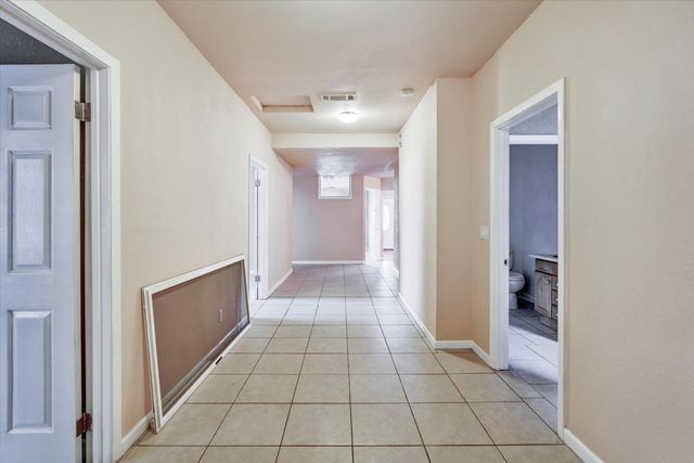 3620 24th Ave, Sacramento, CA 95820