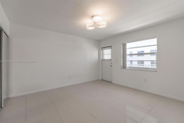 525 Meridian Ave 305, Miami Beach, FL 33139