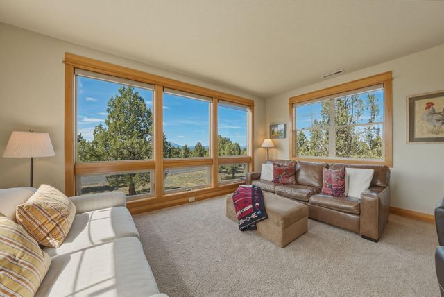 11058 Desert Sky Loop, Redmond, OR 97756