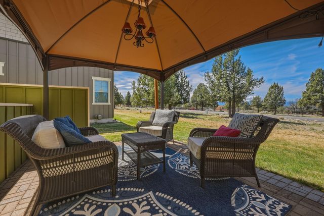 11058 Desert Sky Loop, Redmond, OR 97756