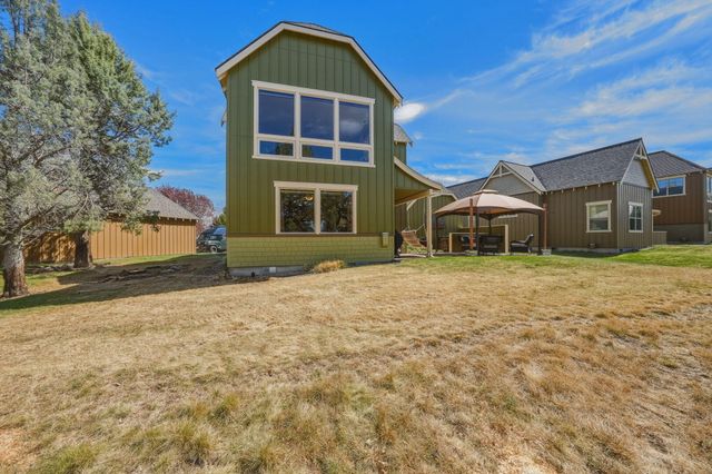 11058 Desert Sky Loop, Redmond, OR 97756