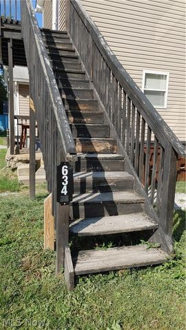 634 Sumner Street UP, Akron, OH 44311
