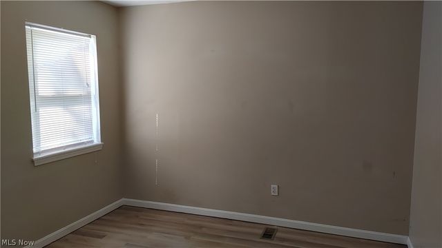 634 Sumner Street UP, Akron, OH 44311