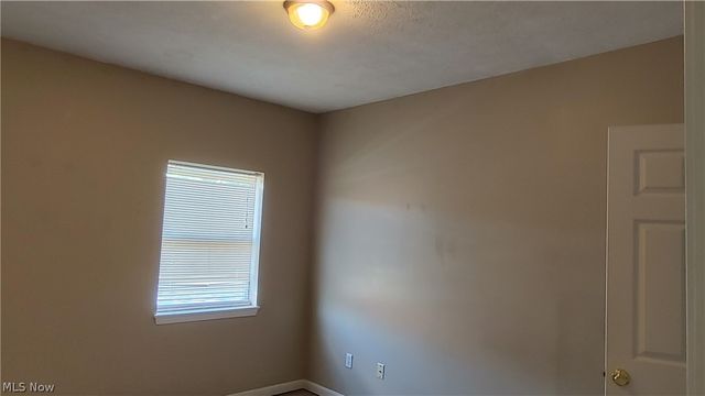 634 Sumner Street UP, Akron, OH 44311