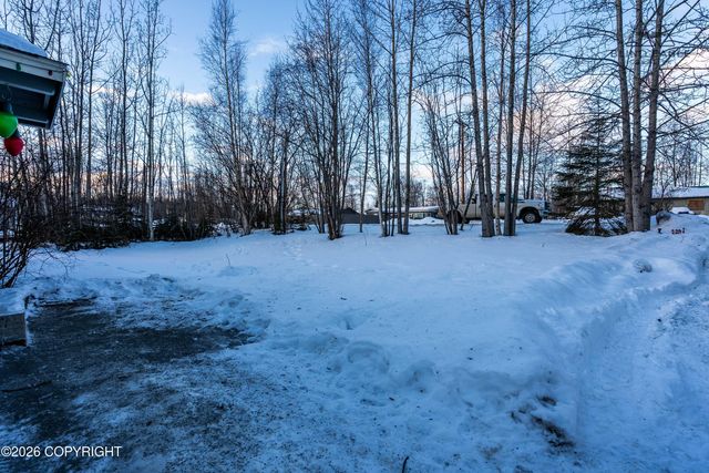 7910 W Terrestrial Avenue, Wasilla, AK 99623