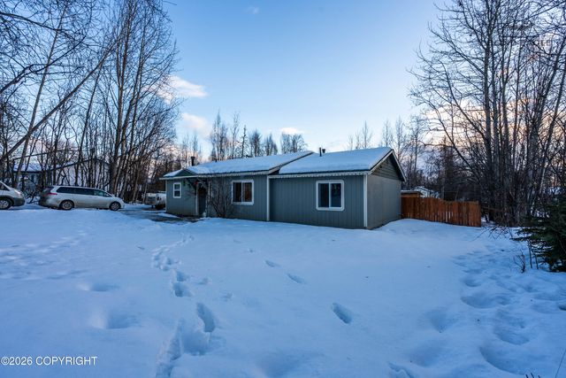 7910 W Terrestrial Avenue, Wasilla, AK 99623