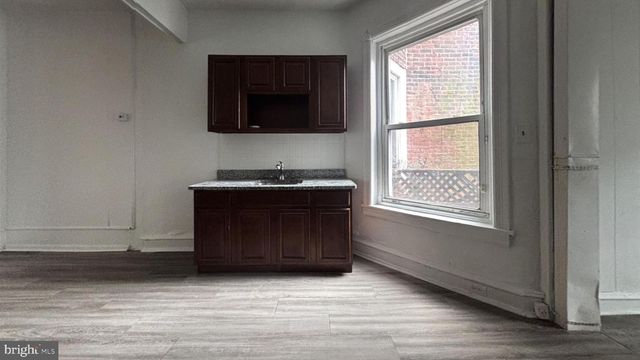 56 DEWEY ST, Philadelphia, PA 19139