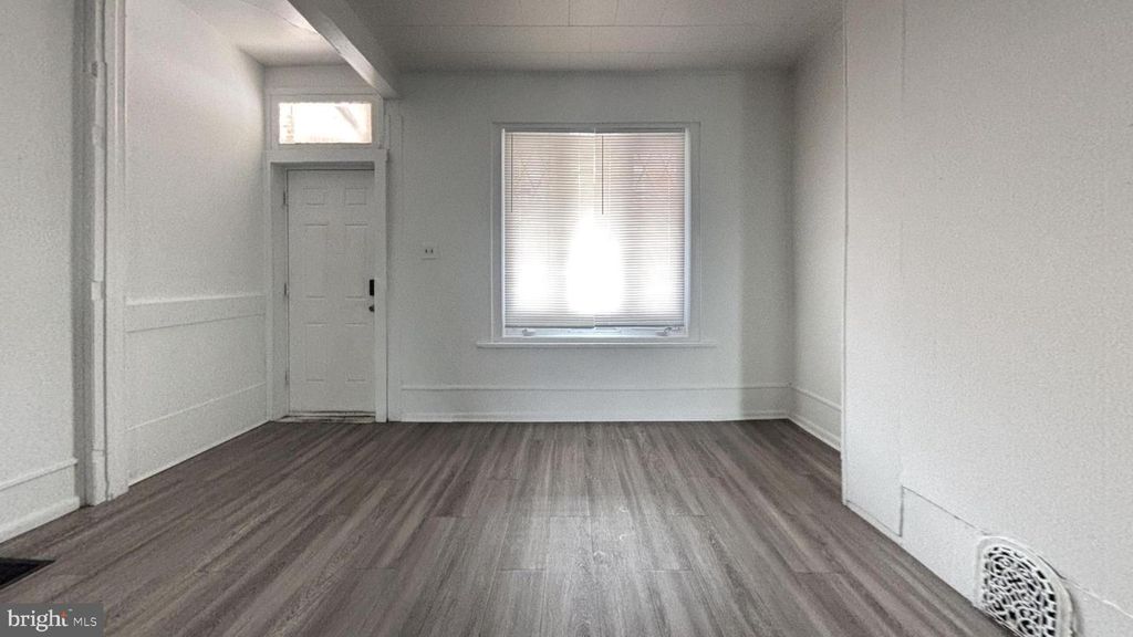 56 DEWEY ST, Philadelphia, PA 19139