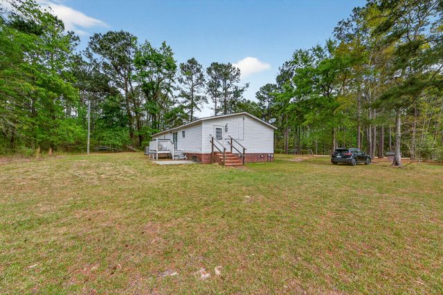 1093 Tobacco Road, Saint Stephen, SC 29479