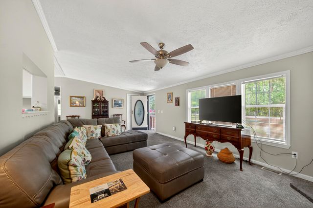 1093 Tobacco Road, Saint Stephen, SC 29479
